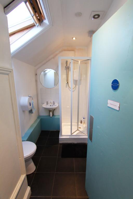 Seadragon Backpackers Brighton Exterior photo